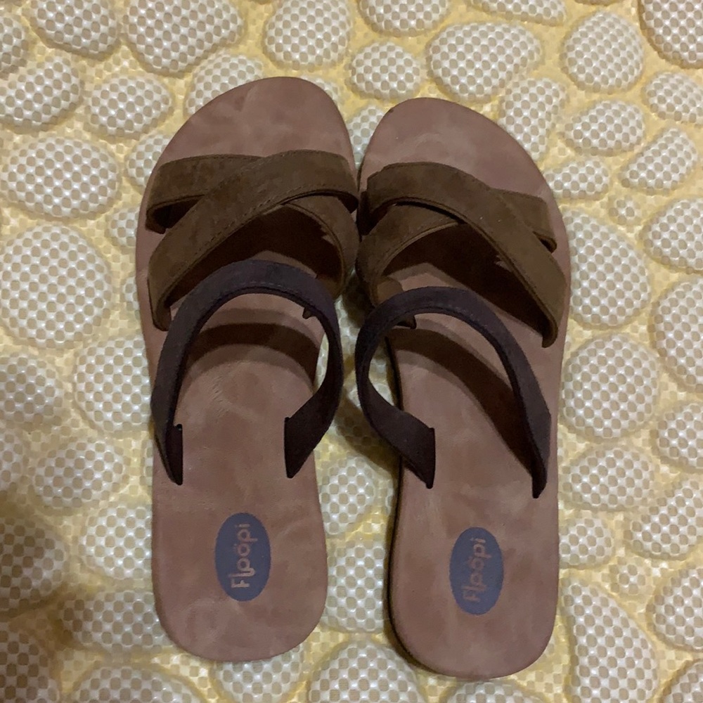 Floopi Criss Cross Summer Sandals